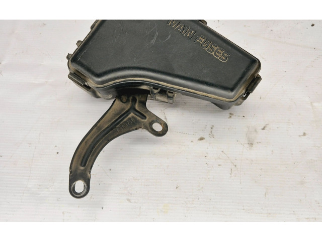 Блок предохранителей  9162084, 9128576   Volvo S70  V70  V70 XC    