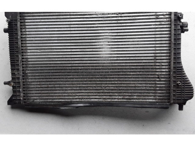 Интеркулер  1K0145803J   Volkswagen Caddy 