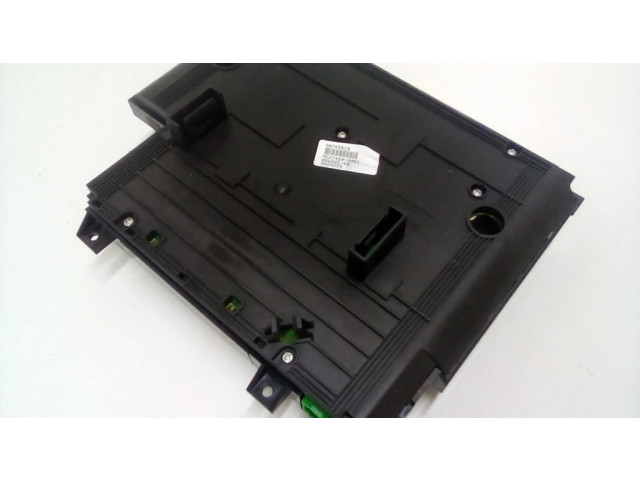 Блок управления климат-контролем 30745819   Volvo S80