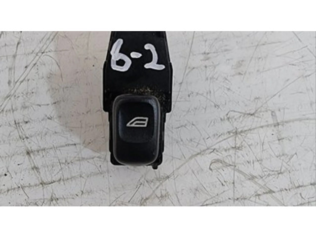 Включатель электрических окон