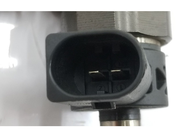 Vstřikovač 04L130277AC, 04L130277AC Volkswagen Caddy DFSD