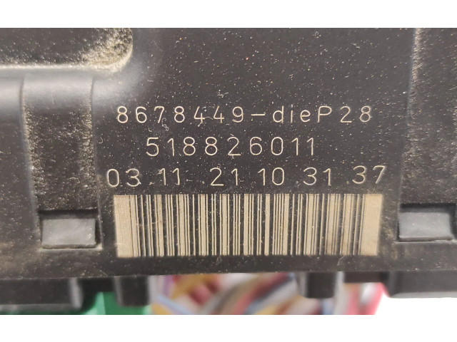 Блок предохранителей  678449, 518826011   Volvo XC90    