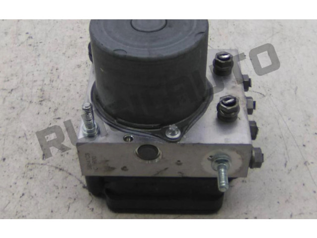 Блок АБС 6C0907379R Skoda Fabia Mk3 (NJ) 2015 - 2021 года