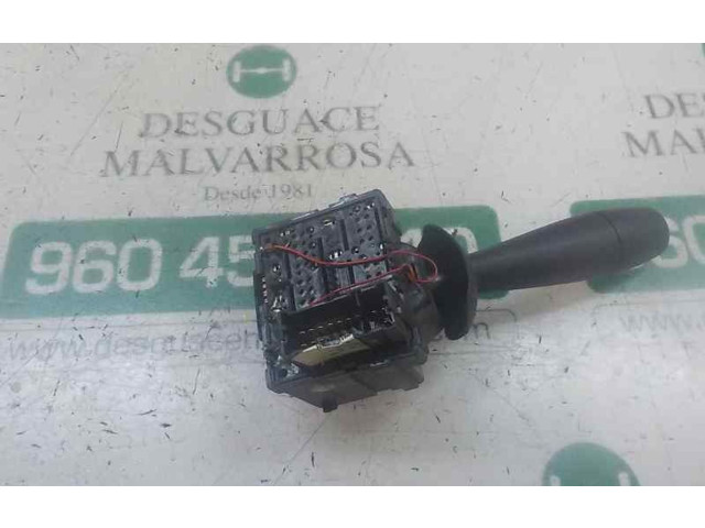 Ручка стеклоочистителей Dacia Dokker