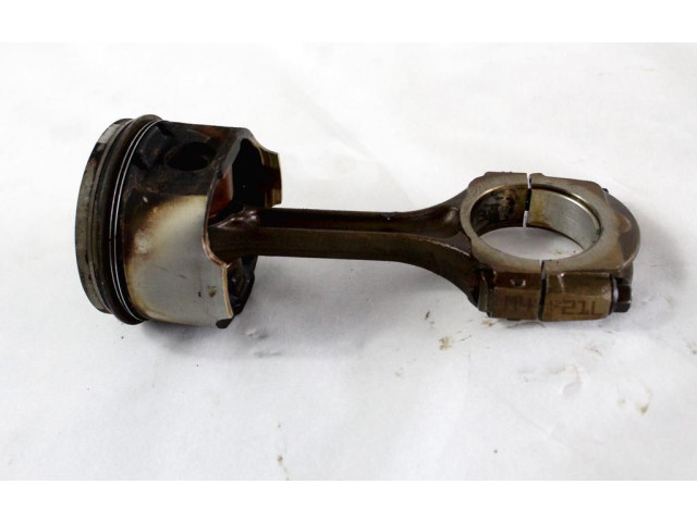  Поршень с шатуном  7701476393  Dacia Sandero  