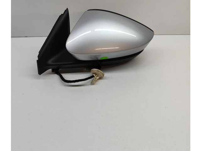 Зеркало электрическое Skoda Karoq 2017 - года