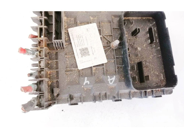 Блок предохранителей  1k0937118, 1134199206   Skoda Superb B6 (3T)    