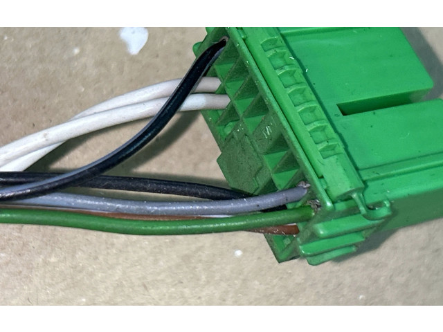 Зеркало электрическое        Volvo V70  2000 - 2004 года   