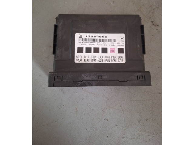 Блок управления 13584695 Chevrolet Cruze