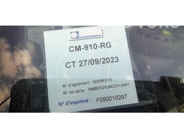 Зеркало электрическое Skoda Fabia Mk2 (5J) 2007 - 2014 года