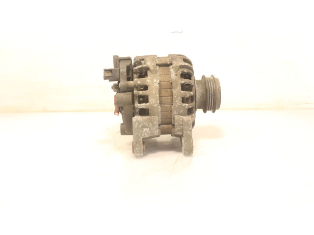 Генератор    Renault Clio IV      