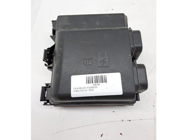 Блок предохранителей 2540853, NX6T14D068EAC   Ford Focus    