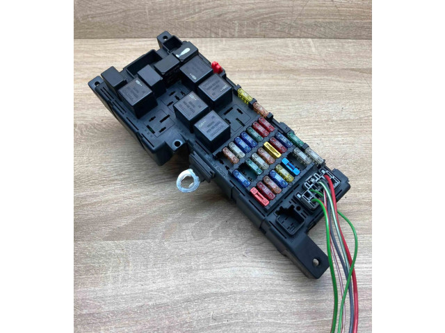 Блок предохранителей 8678449   Volvo XC90    