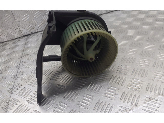 Вентилятор печки Renault Clio III