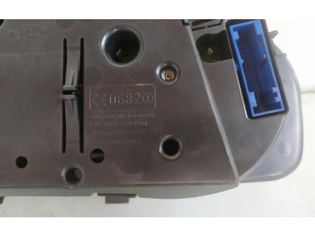 Панель приборов 3B0920822AXVDO   Volkswagen PASSAT       