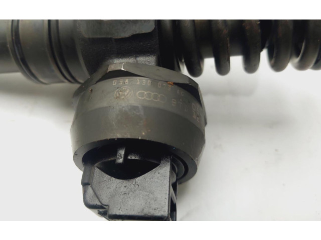 Форсунка 038130073AG    Audi A3 S3 8P   