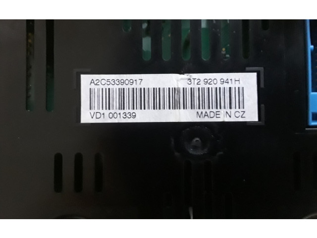 Панель приборов 3T2920941H   Skoda Superb B6 (3T)       