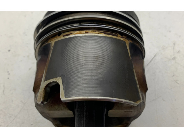 Píst A6510300117, 402402025 Mercedes-Benz E W212 651.924