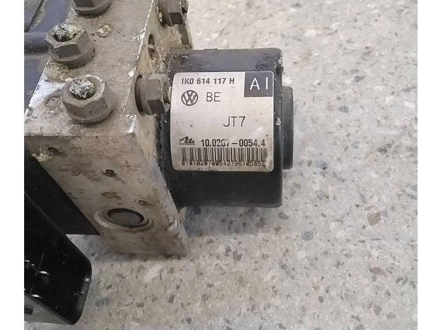 Блок АБС 1K0907379P, 00009496E5   Skoda  Octavia Mk2 (1Z)  2004 - 2013 года