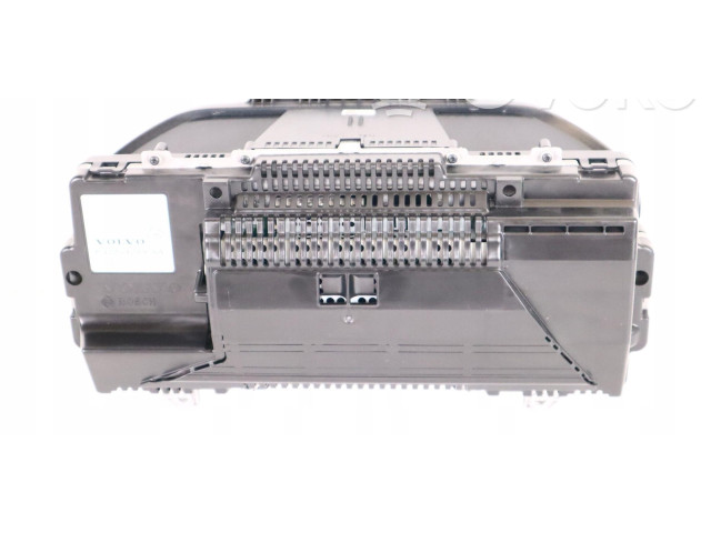 Дисплей    P32254289AA   Volvo XC90