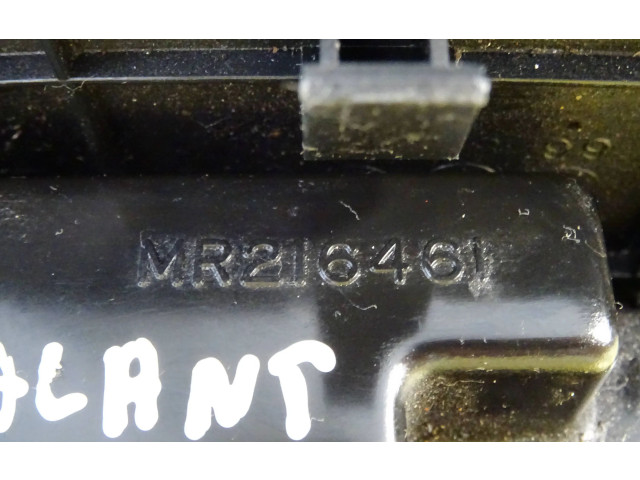 Дисплей MR216461 Mitsubishi Galant