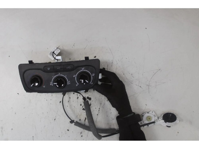 Блок управления климат-контролем    Fiat Tipo