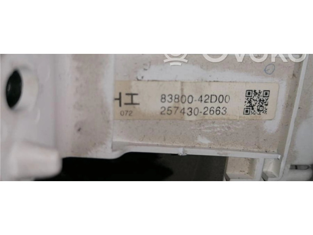 Přístrojová deska Toyota RAV 4 (XA30) 2006 8380042D00, 0090059