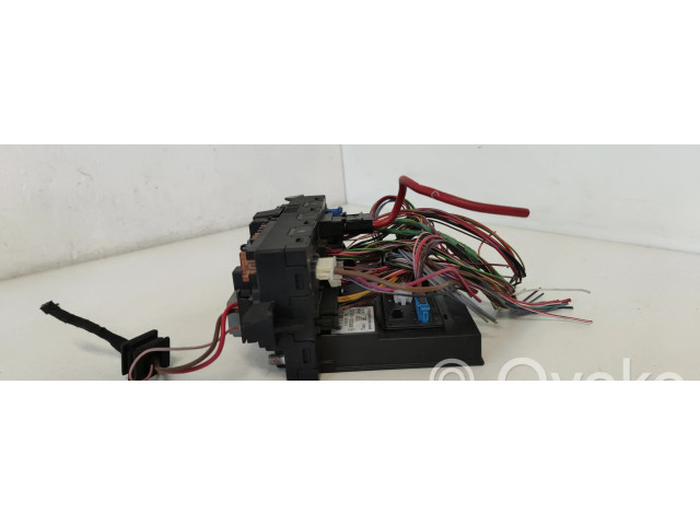 Pojistková skříňka A2115457301, 2115457301 Mercedes-Benz CLS C219 2006