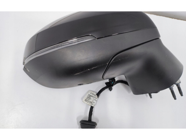 Zpětné zrcátko  Lynk & co 01 2021    