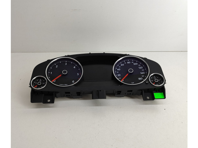 Přístrojová deska Volkswagen Touareg II 2016 7P6920983G, 0263677157