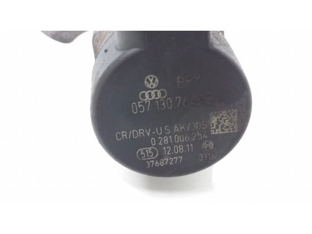 Vstřikovací lišta 059130090CB, 057130764AE Audi A6 S6 C7 4G pro naftový motor 3.0 cla