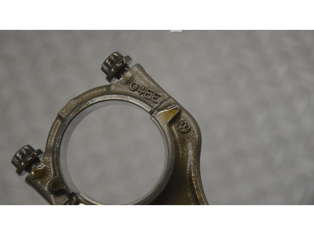 Поршень CJZB 04EE Volkswagen Golf VII