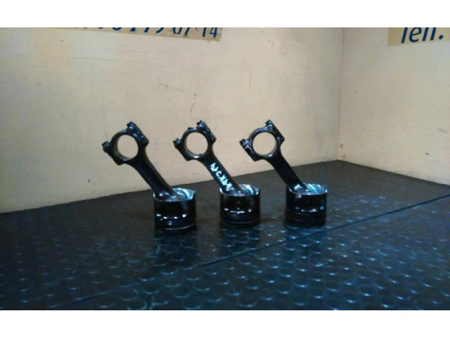 Поршень K9K714 Renault Kangoo I