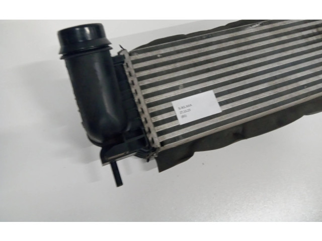 Интеркулер  A4705010700   Mercedes-Benz W470 