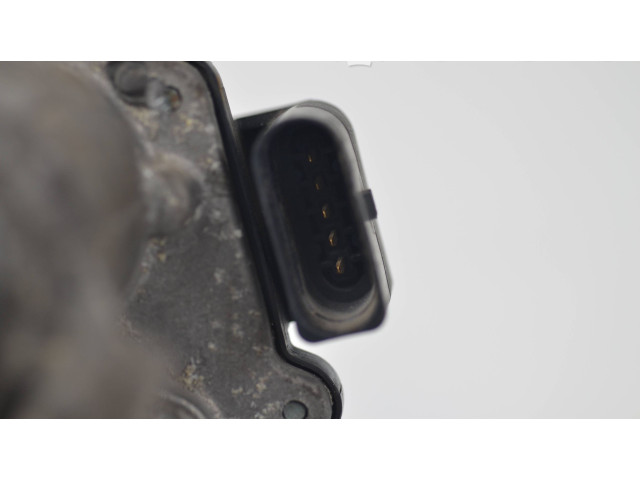 Дроссельная заслонка 04L128063P, A2C84315500 Skoda Octavia Mk3 (5E)