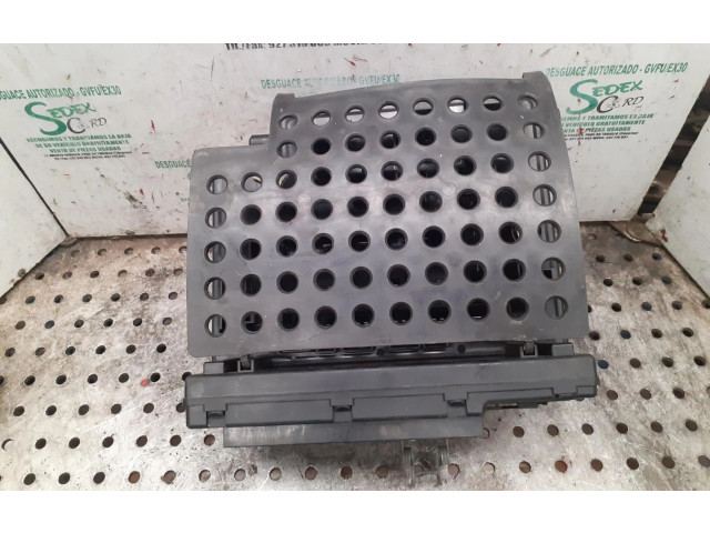 Блок предохранителей 97AG14A073EC   Rover Rover    