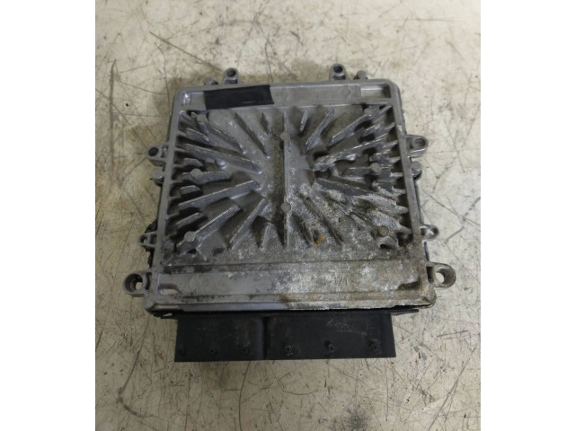 Блок управления двигателя 30729826, 0281012103   Volvo V50