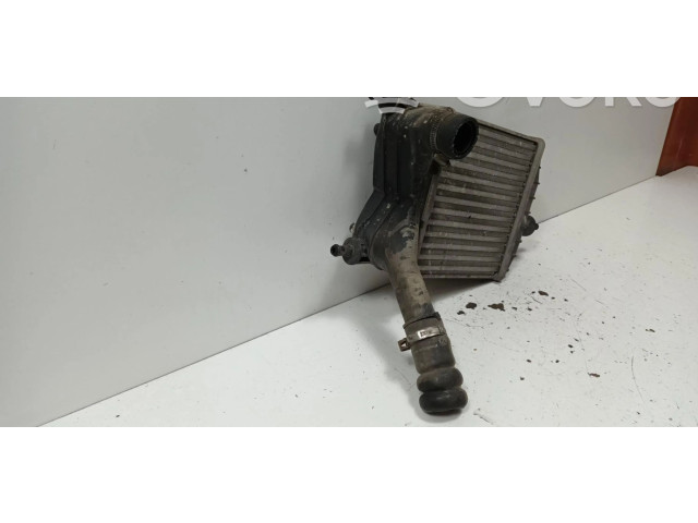 Интеркулер  847850000   Fiat Punto (188) 