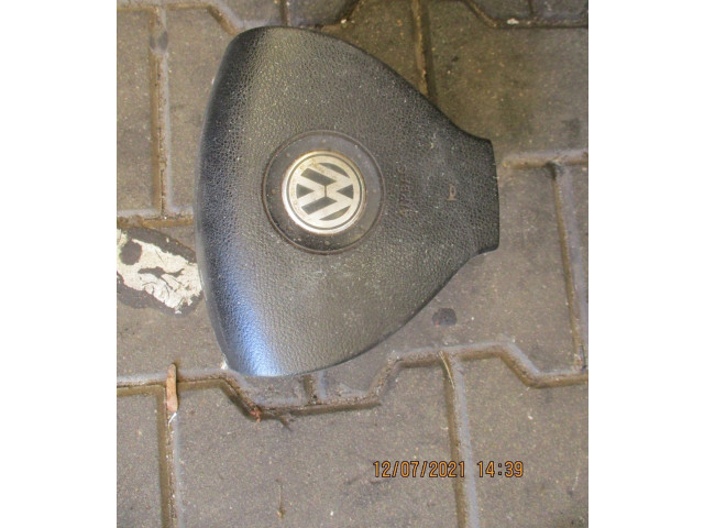 Подушка безопасности водителя 2K0880201E, 2K0880201E Volkswagen Caddy