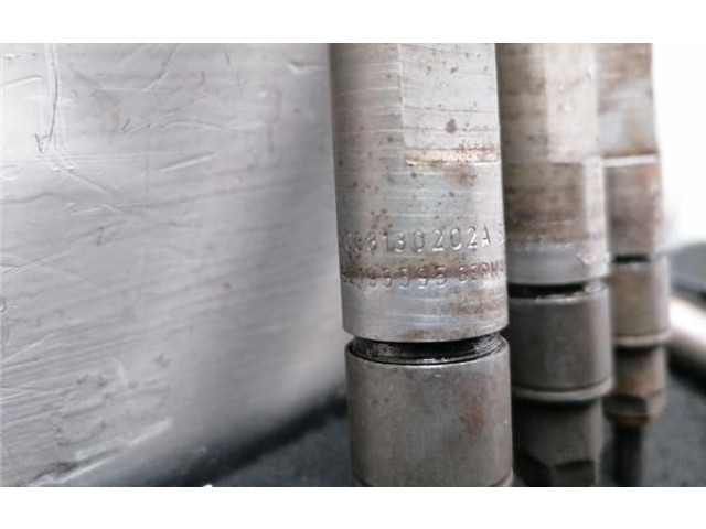 Форсунка 038130202A, 0432193595 Audi A3 S3 8L ASV