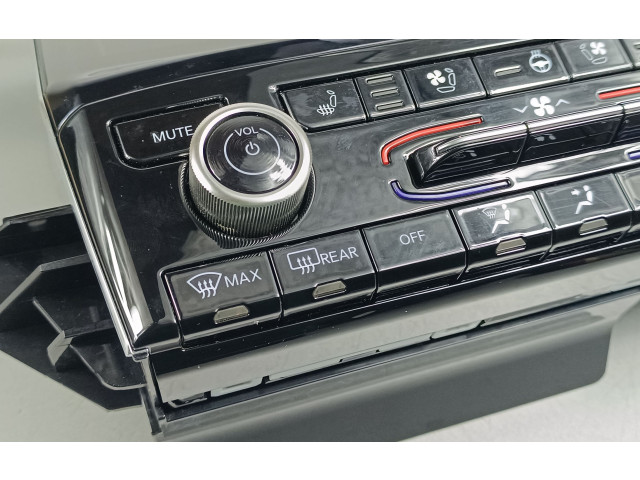 Дисплей 68375145AG Jeep Grand Cherokee WL