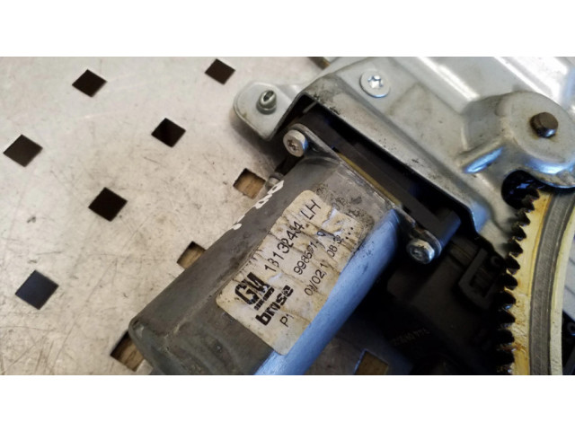 Передний комплект электрического механизма для подъема окна