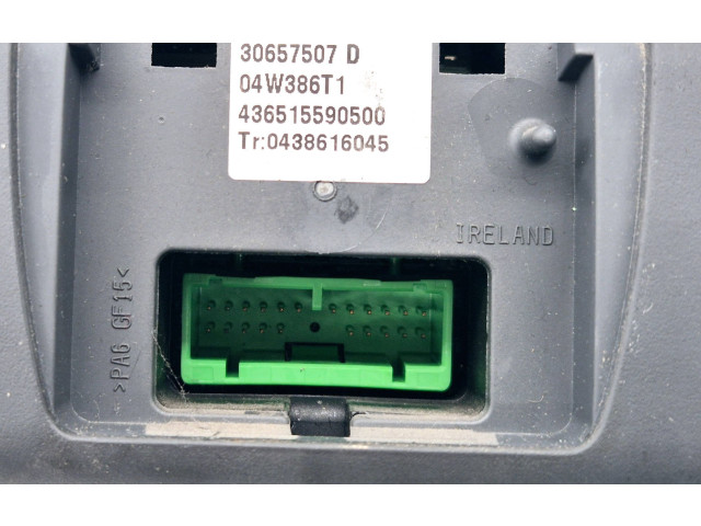 Блок предохранителей  30657507D, 436515590500   Volvo V70    