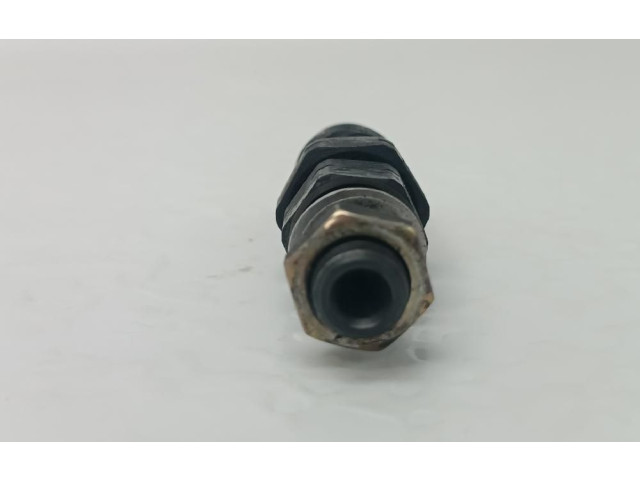 Форсунка Mitsubishi L200