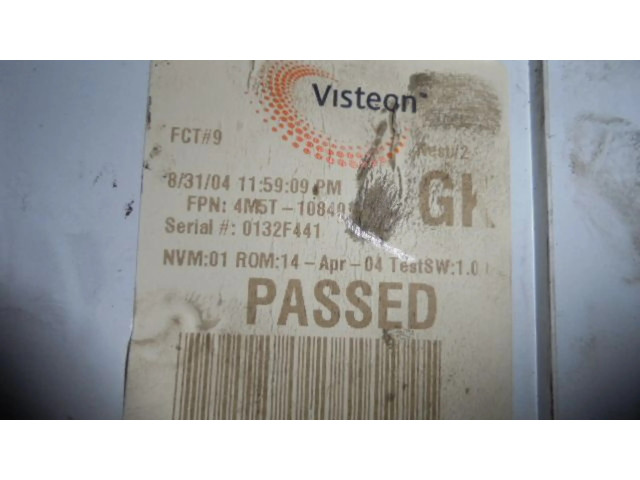 Přístrojová deska  Ford Focus 2004   