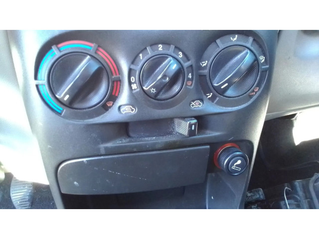 Модуль блока управления кондиционером    Fiat Punto Evo