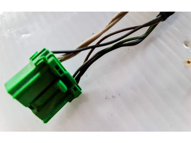 Зеркало электрическое        Volvo S80  1999-2003 года   