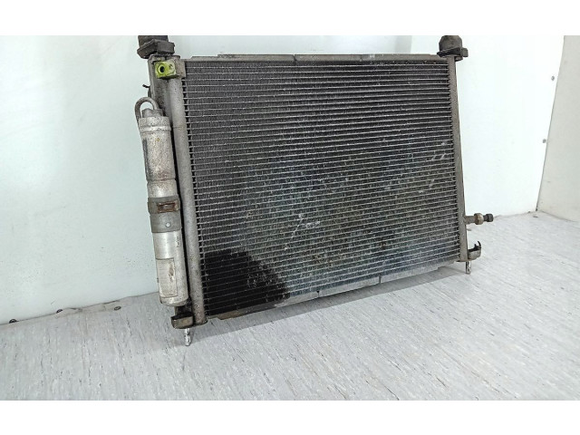 Комплект радиатора    Renault  Clio III  2005 - 2012 года