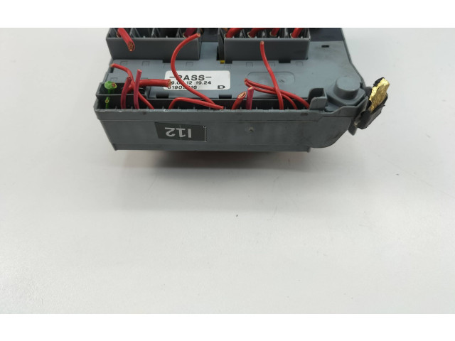 Блок предохранителей 51905216 Lancia Delta III