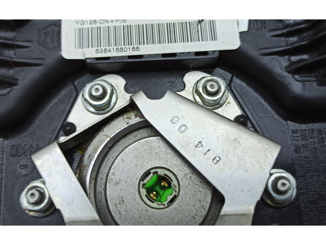 Подушка безопасности водителя 8200136331   Renault Trafic II (X83)